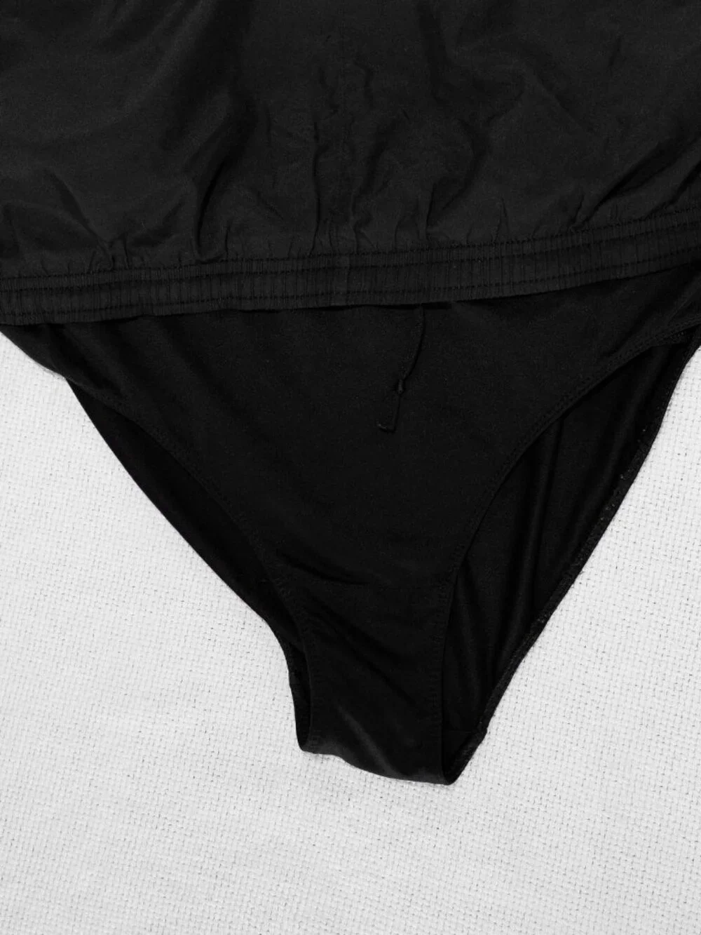 Nike Womens M Black Dri-FIT Athletic Running Shorts White Trim Swoosh Activewear